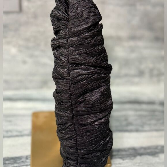 Neiman Marcus Ruched Black Evening Bag/Clutch W/ Long Silver Colored Metal Strap - Picture 5 of 9